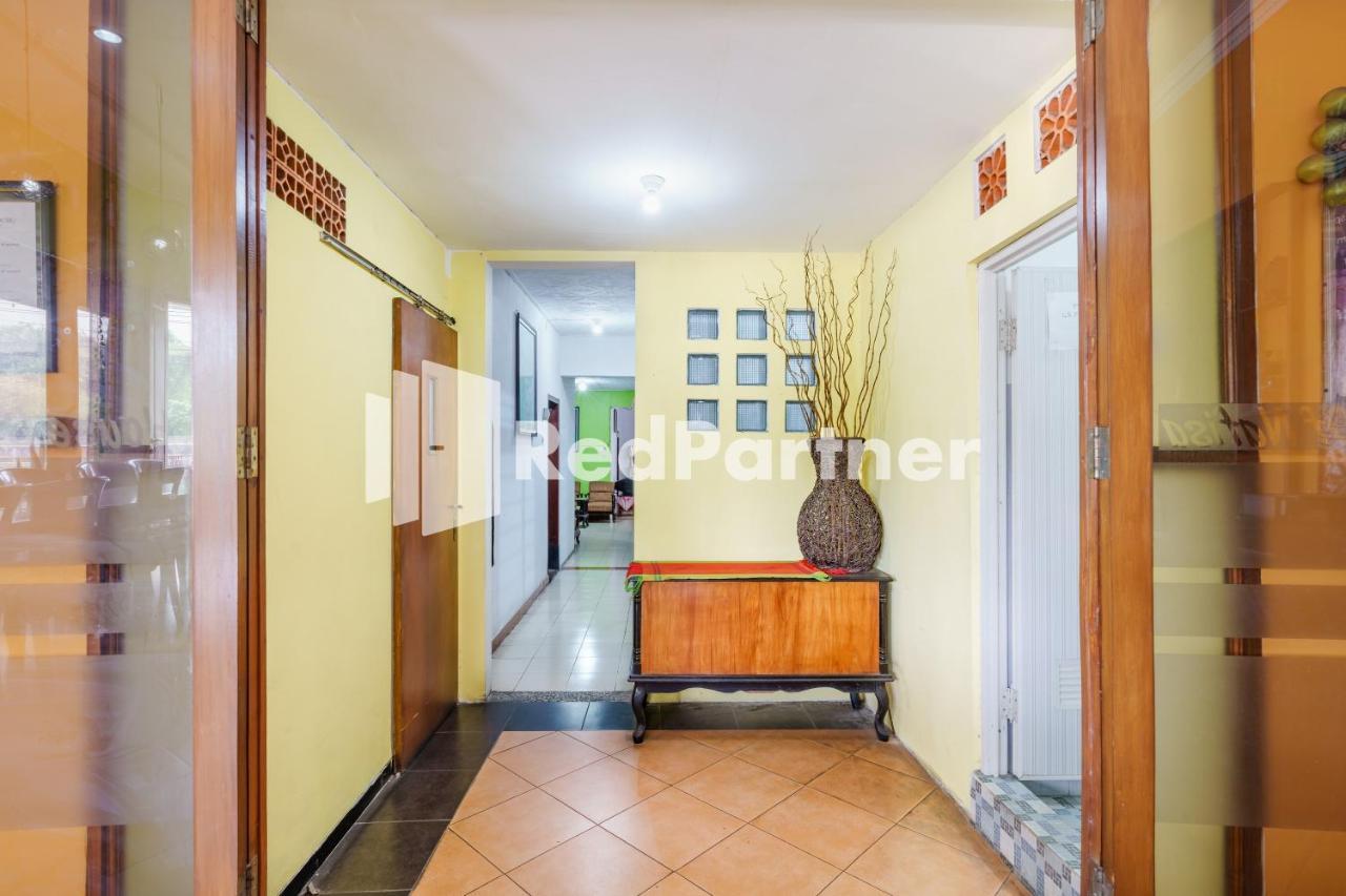 Nafisa Homestay Syariah Near Jatim Park 3 Batu Mitra Reddoorz มะลัง ภายนอก รูปภาพ