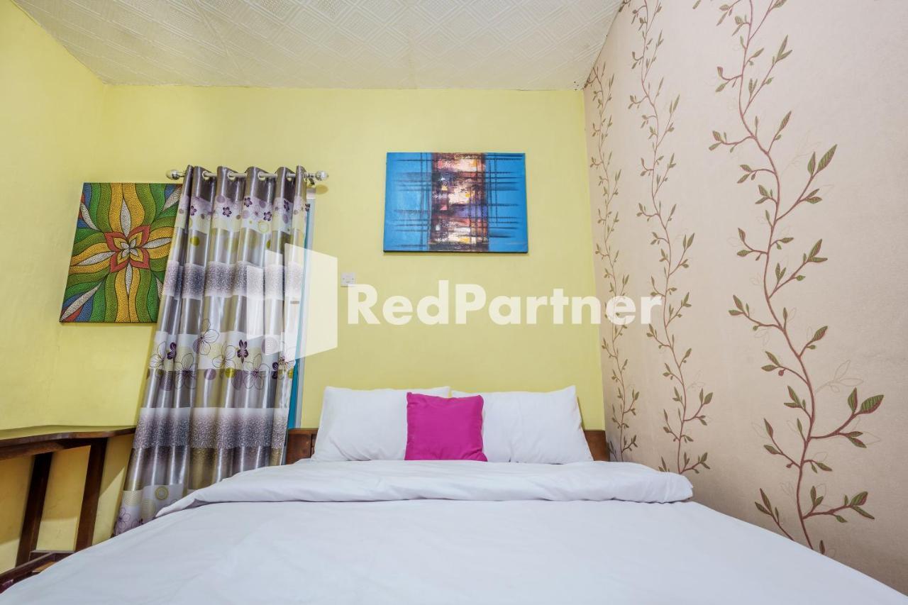 Nafisa Homestay Syariah Near Jatim Park 3 Batu Mitra Reddoorz มะลัง ภายนอก รูปภาพ