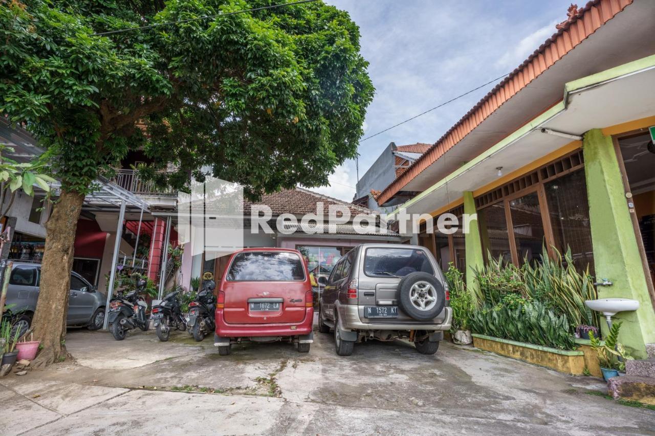 Nafisa Homestay Syariah Near Jatim Park 3 Batu Mitra Reddoorz มะลัง ภายนอก รูปภาพ