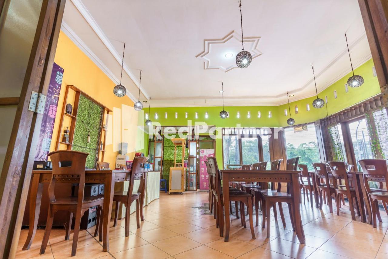 Nafisa Homestay Syariah Near Jatim Park 3 Batu Mitra Reddoorz มะลัง ภายนอก รูปภาพ