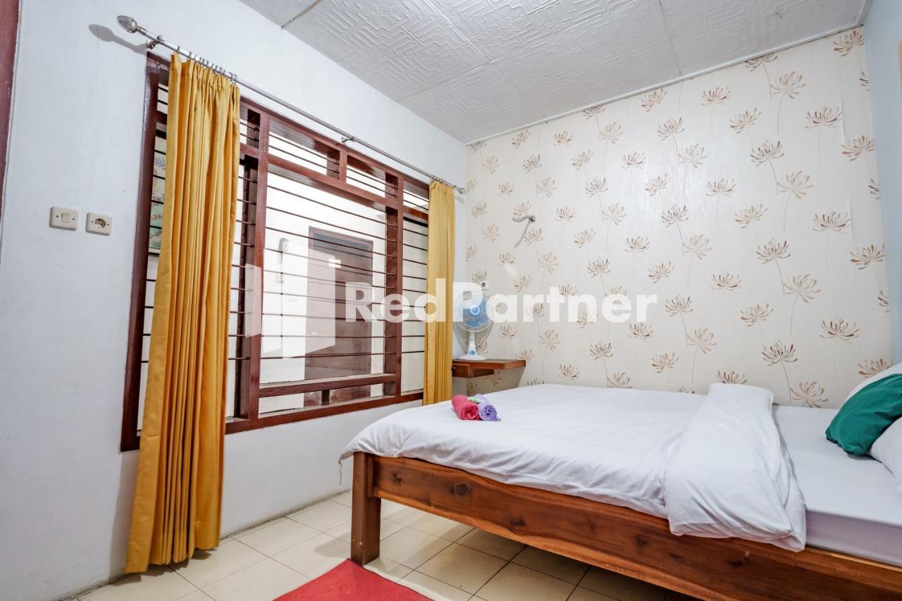 Nafisa Homestay Syariah Near Jatim Park 3 Batu Mitra Reddoorz มะลัง ภายนอก รูปภาพ