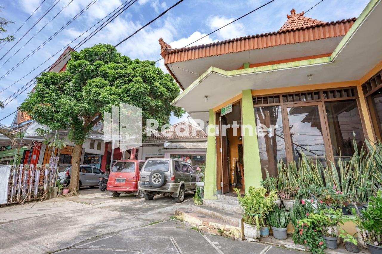 Nafisa Homestay Syariah Near Jatim Park 3 Batu Mitra Reddoorz มะลัง ภายนอก รูปภาพ